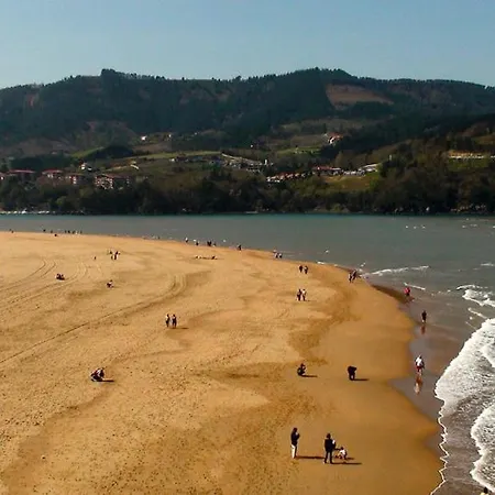 Gernika Suite アパート