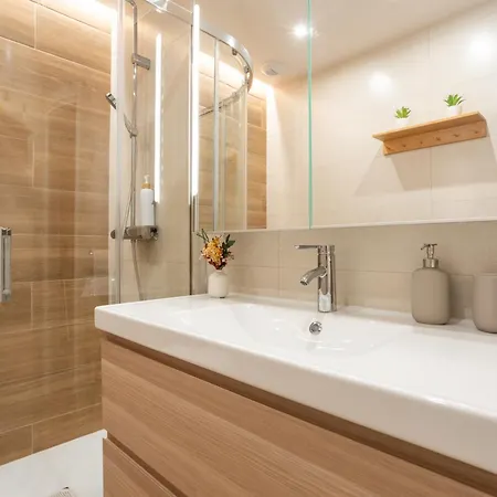 Gernika Suite アパート ゲルニカ・イ・ルノ